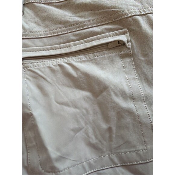 Huk Fishing Shorts Mens XL Khaki Performance Cargo Zip Pocket 10" Inseam - Picture 9 of 9